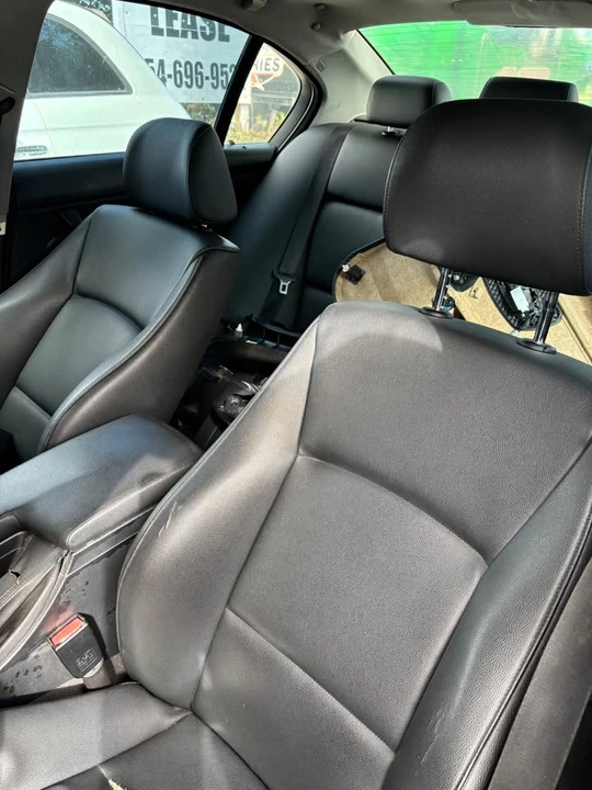 2008 BMW E90 335i Sedan - Image 6 of 11