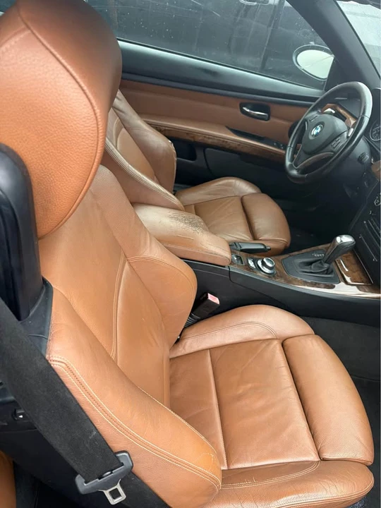 2008 BMW E93 335i Convertible - Image 5 of 5