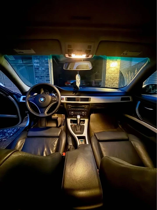 2008 BMW E90 335i Sedan - Image 3 of 12