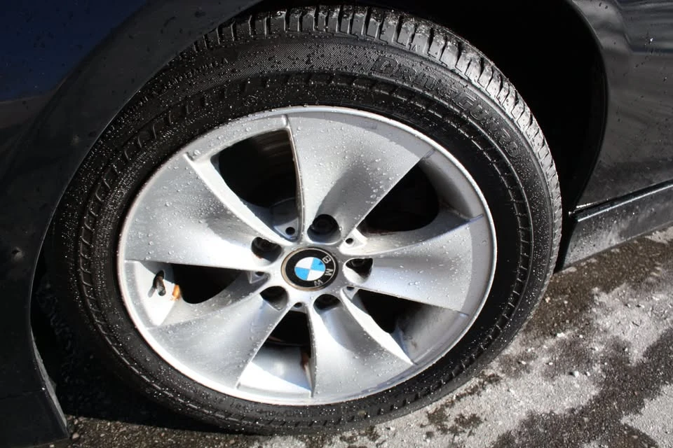 2008 BMW E90 3 Series Sedan - Image 10 of 16