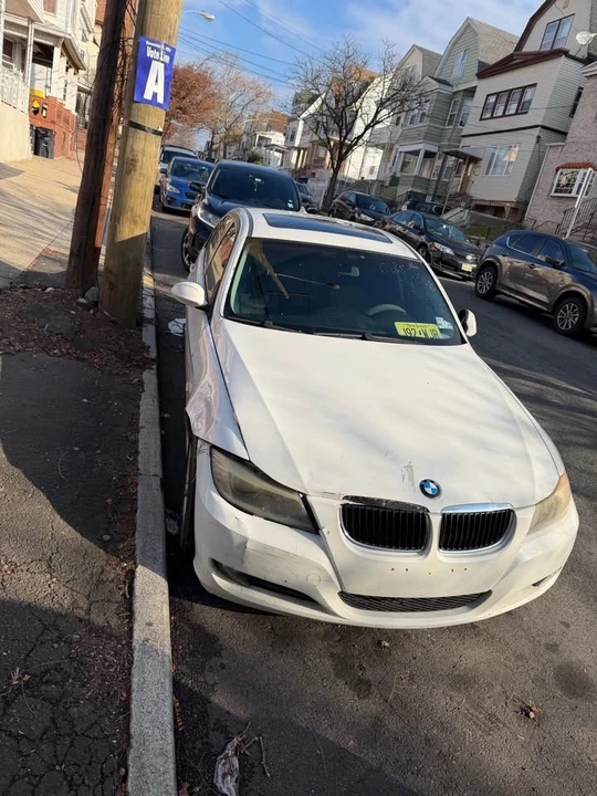 2008 BMW E90 3 Series Sedan - Image 7 of 8