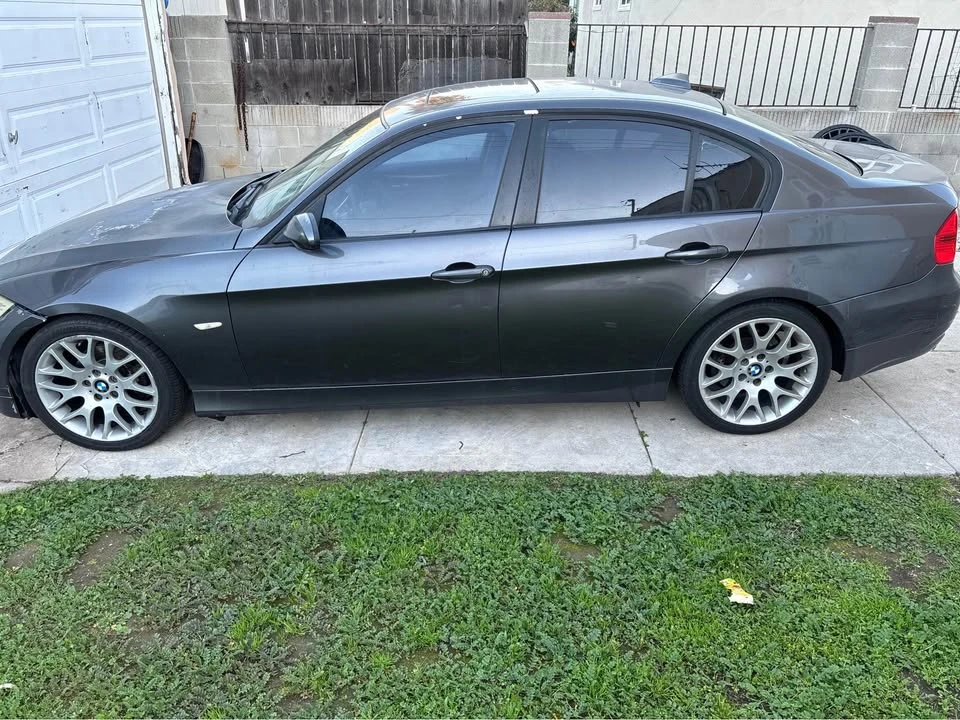 2008 BMW E90 3 Series Sedan - Image 4 of 5