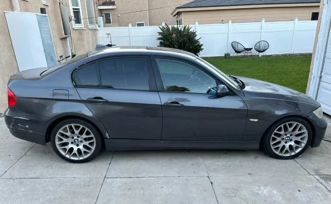 2008 BMW E90 3 Series Sedan - Image 3 of 5
