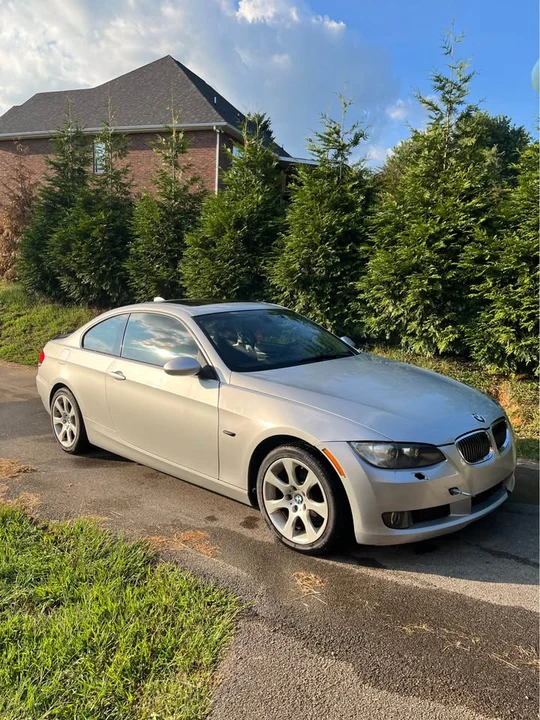 2008 BMW E90 3 Series Sedan - Image 2 of 8