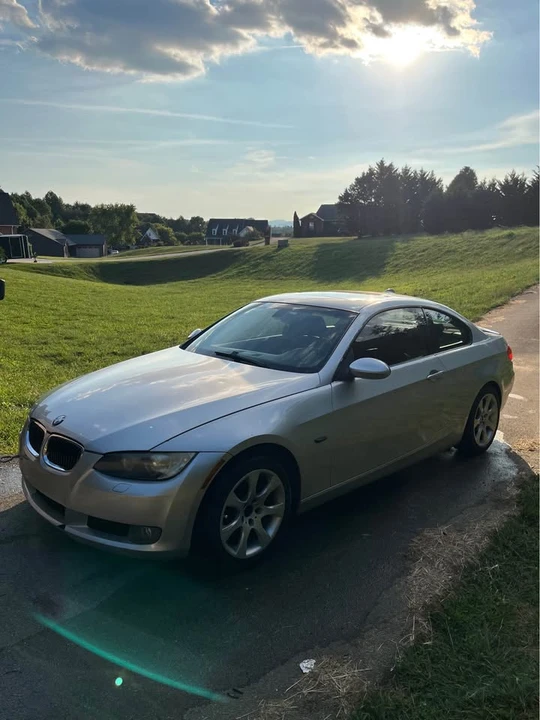 2008 BMW E90 3 Series Sedan - Image 3 of 8
