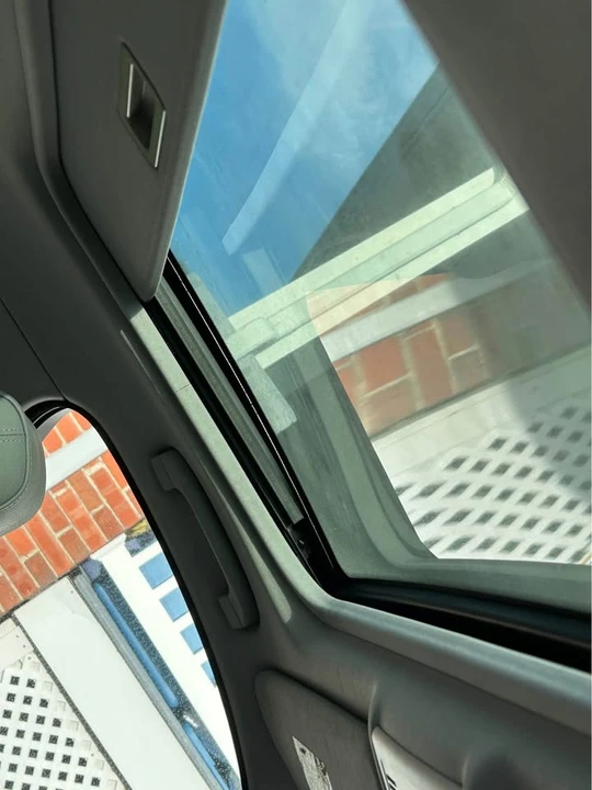 2008 BMW E90 3 Series Sedan - Image 7 of 7