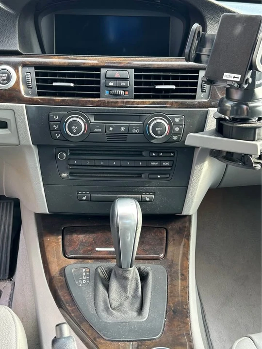 2008 BMW E90 3 Series Sedan - Image 6 of 7