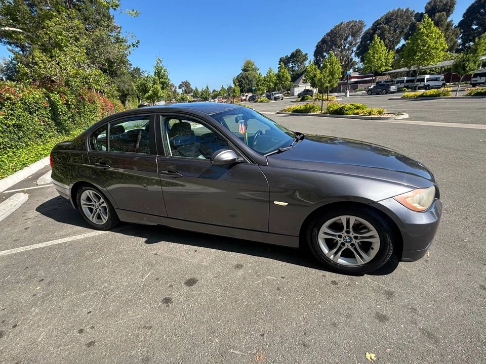 2008 BMW E90 3 Series Sedan - Image 3 of 8