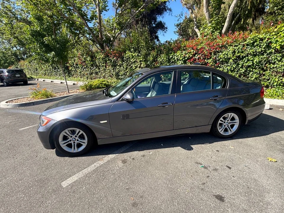 2008 BMW E90 3 Series Sedan - Image 2 of 8