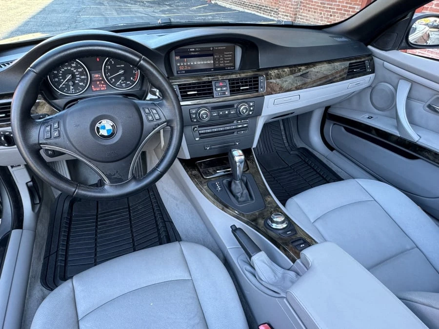 2008 BMW E93 3 Series Convertible - Image 10 of 12