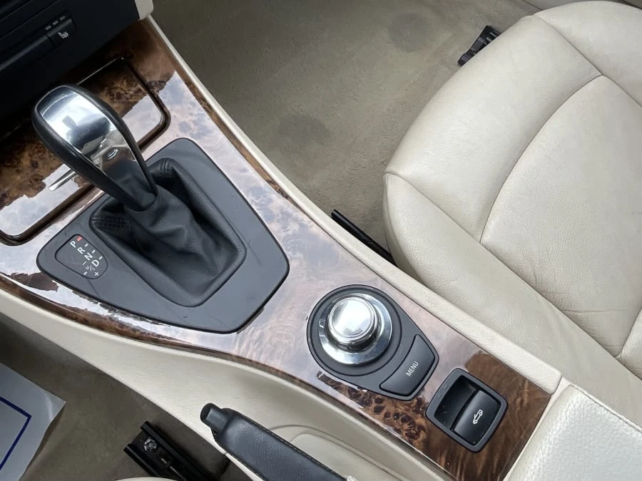 2008 BMW E93 3 Series Convertible - Image 11 of 15