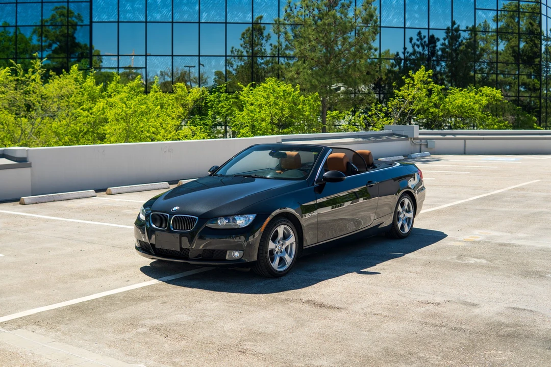 2008 BMW E93 3 Series Convertible - Image 2 of 31
