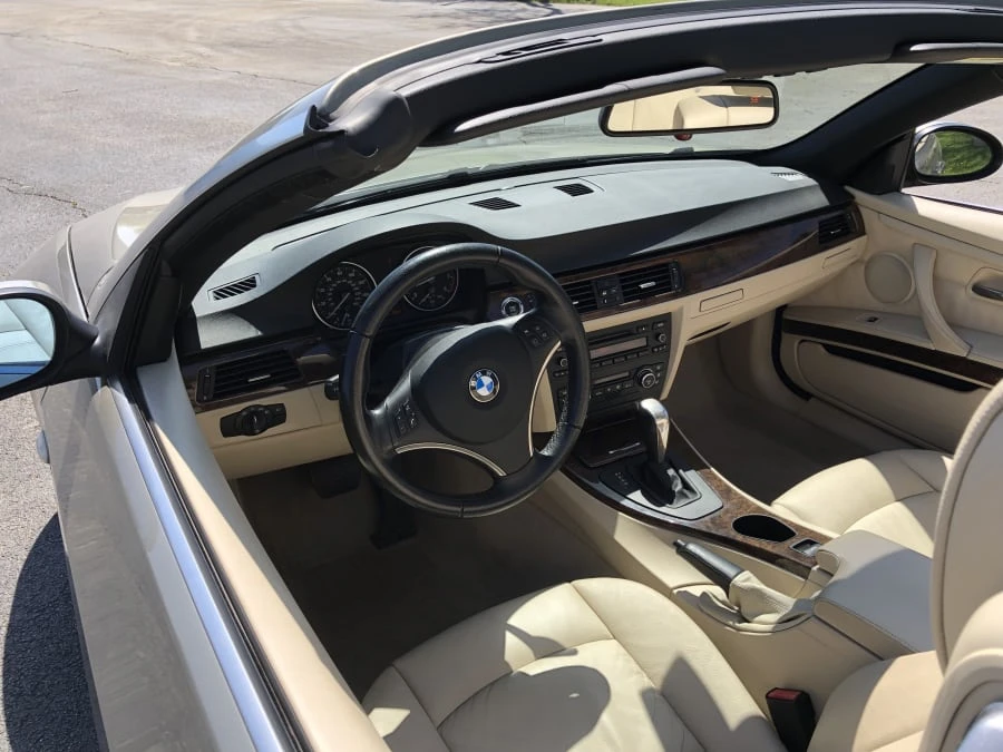 2008 BMW E93 3 Series Convertible - Image 3 of 4