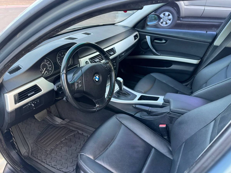 2008 BMW E90 3 Series Sedan - Image 10 of 14