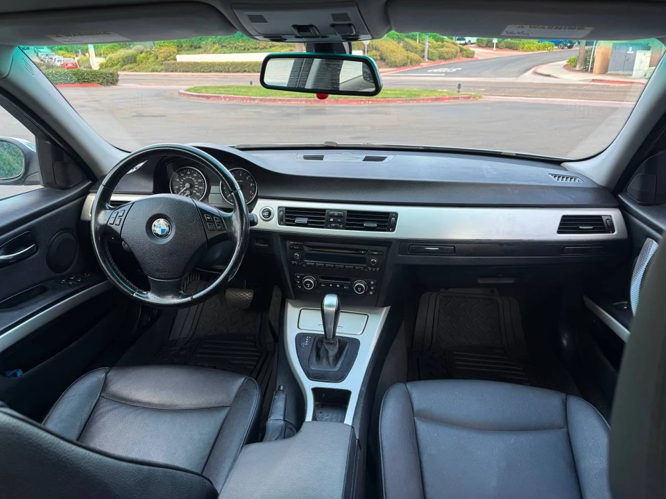 2008 BMW E90 3 Series Sedan - Image 9 of 14