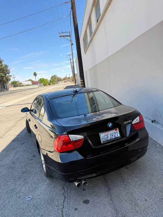 2008 BMW E90 3 Series Sedan - Image 3 of 9