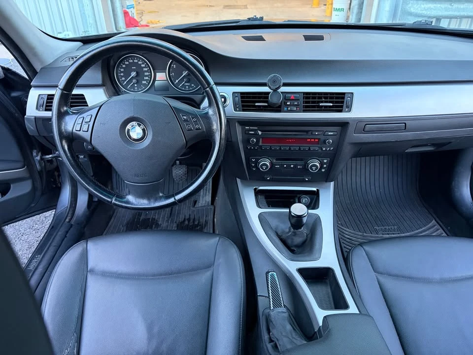 2008 BMW E90 3 Series Sedan - Image 5 of 6