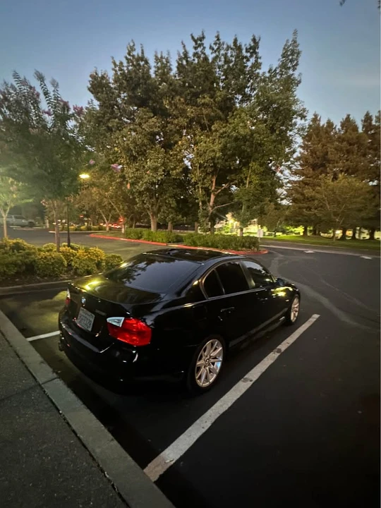 2008 BMW E90 3 Series Sedan - Image 9 of 9