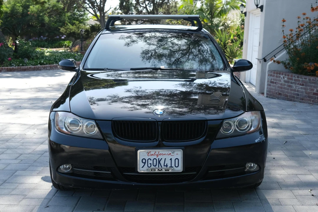 2008 BMW E90 3 Series Sedan - Image 2 of 5