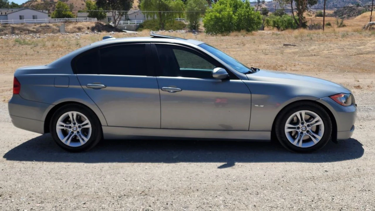 2008 BMW E90 3 Series Sedan - Image 13 of 21