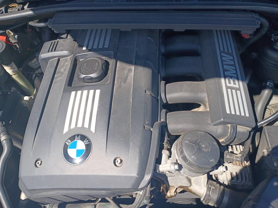 2008 BMW E90 3 Series Sedan - Image 18 of 23