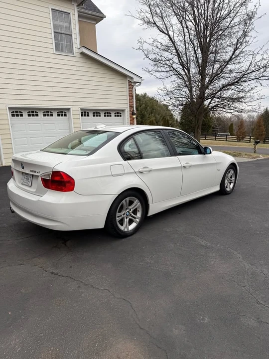 2008 BMW E90 3 Series Sedan - Image 4 of 6