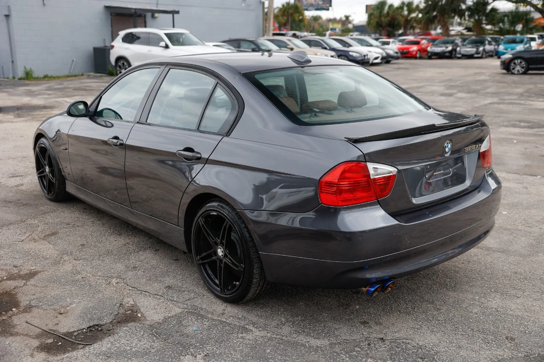 2008 BMW E90 3 Series Sedan - Image 5 of 12