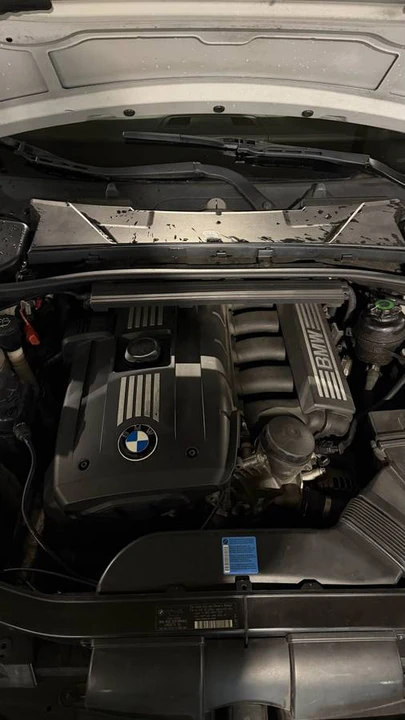 2008 BMW E90 3 Series Sedan - Image 18 of 19