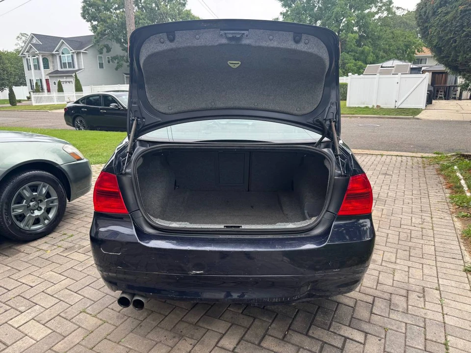 2008 BMW E90 3 Series Sedan - Image 12 of 15