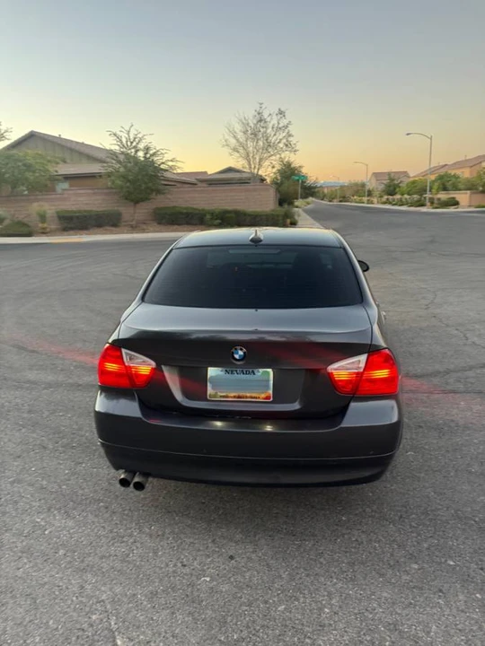 2008 BMW E90 3 Series Sedan - Image 5 of 9