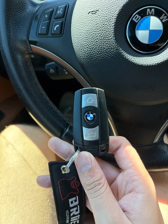 2008 BMW E90 3 Series Sedan - Image 13 of 14