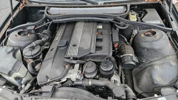 2008 BMW E90 3 Series Sedan - Image 9 of 9