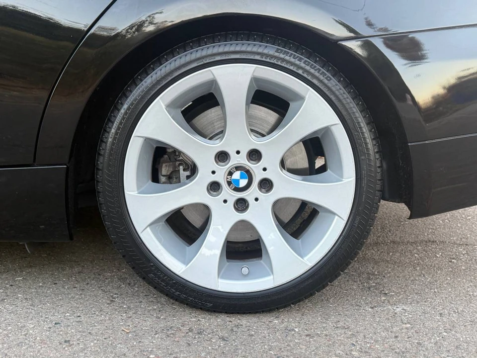 2008 BMW E90 335i Sedan - Image 9 of 24