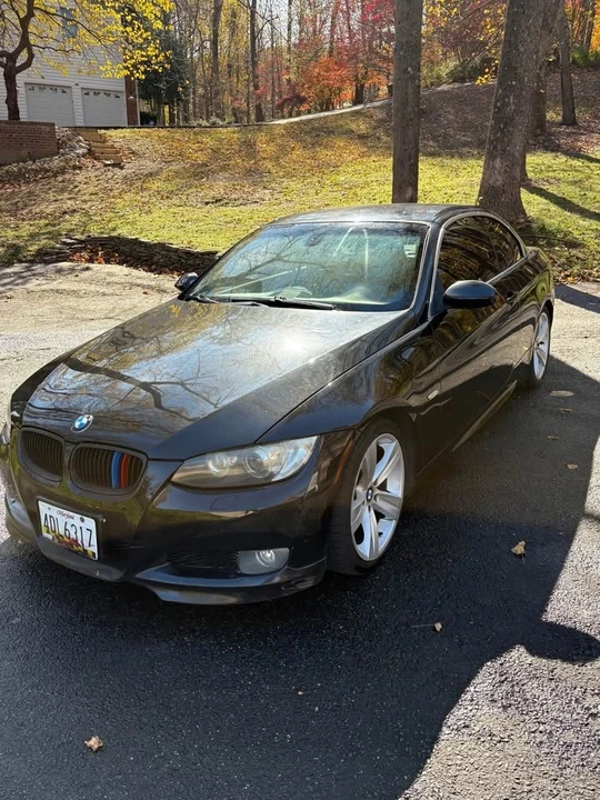 2008 BMW E93 335i Convertible - Image 2 of 5