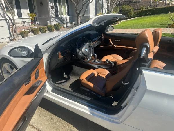 2008 BMW E93 335i Convertible - Image 12 of 19