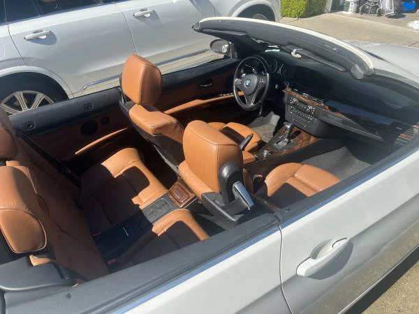 2008 BMW E93 335i Convertible - Image 9 of 19