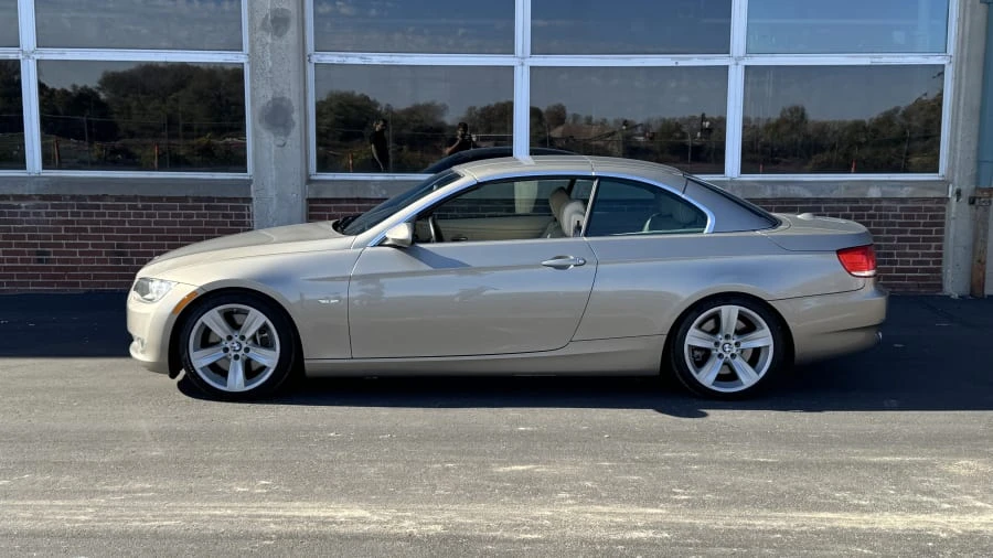 2008 BMW E93 335i Convertible - Image 5 of 11