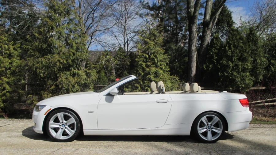 2008 BMW E93 335i Convertible - Image 2 of 15