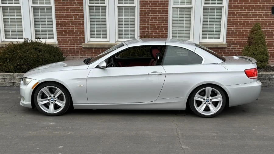 2008 BMW E93 335i Convertible - Image 5 of 11