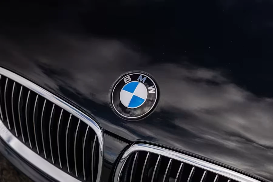 2008 BMW E93 335i Convertible - Image 11 of 27