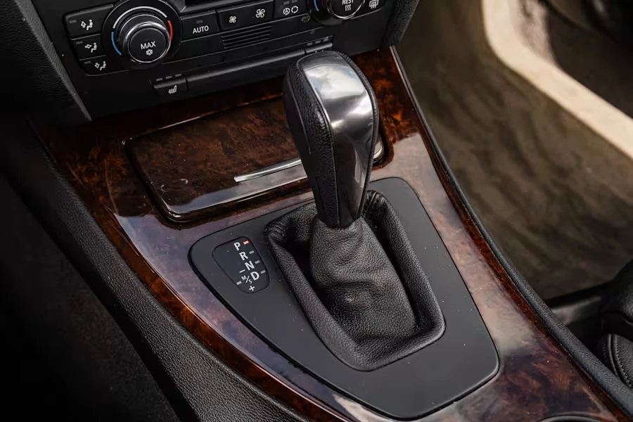 2008 BMW E93 335i Convertible - Image 24 of 27