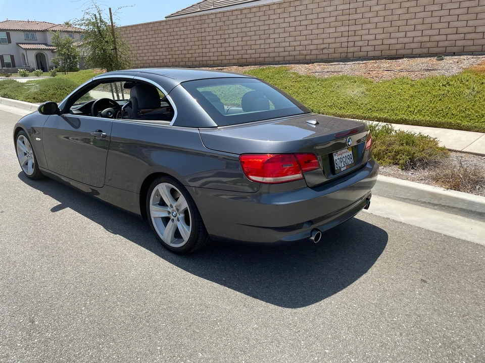 2008 BMW E93 335i Convertible - Image 19 of 31