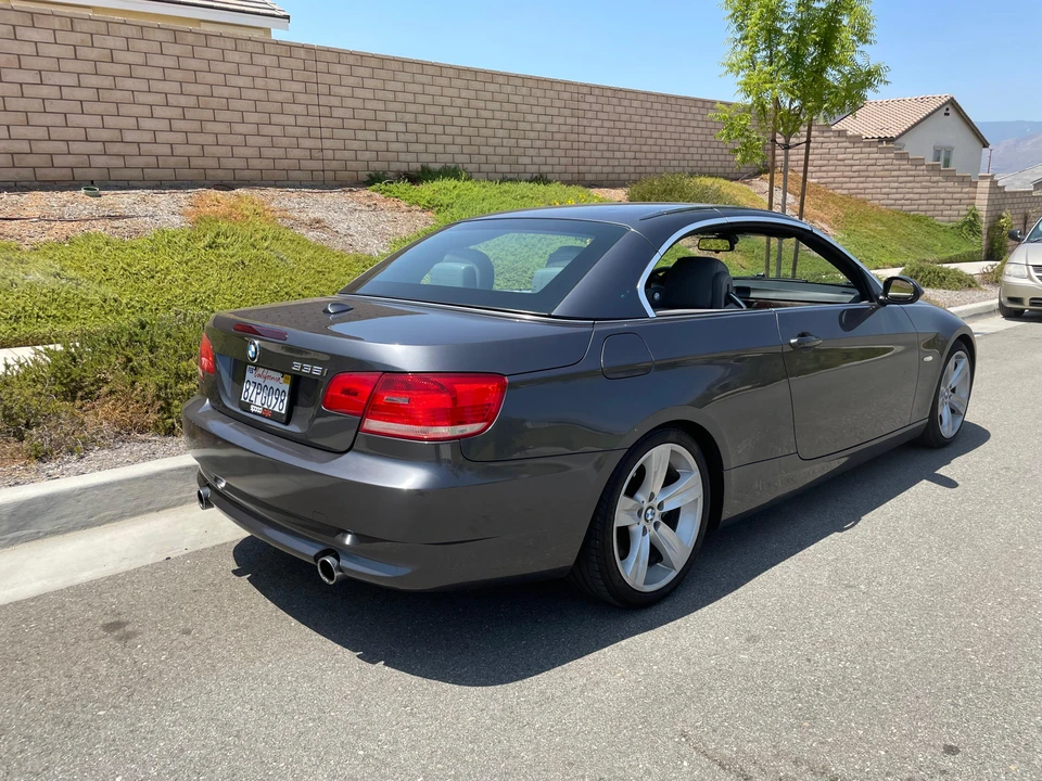 2008 BMW E93 335i Convertible - Image 22 of 31