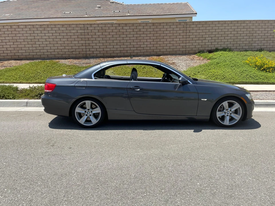 2008 BMW E93 335i Convertible - Image 24 of 31