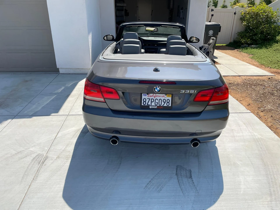 2008 BMW E93 335i Convertible - Image 11 of 31