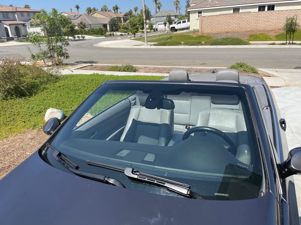 2008 BMW E93 335i Convertible - Image 27 of 31