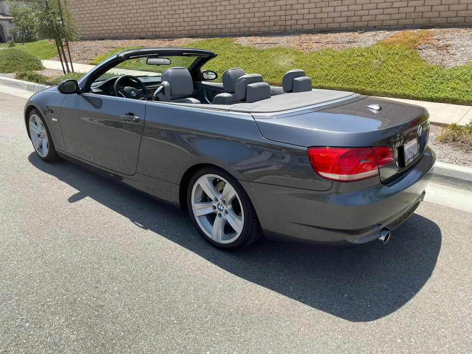 2008 BMW E93 335i Convertible - Image 10 of 31