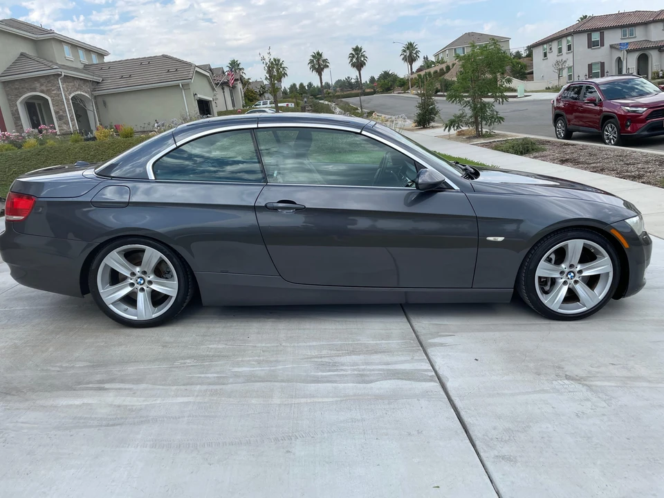 2008 BMW E93 335i Convertible - Image 25 of 31
