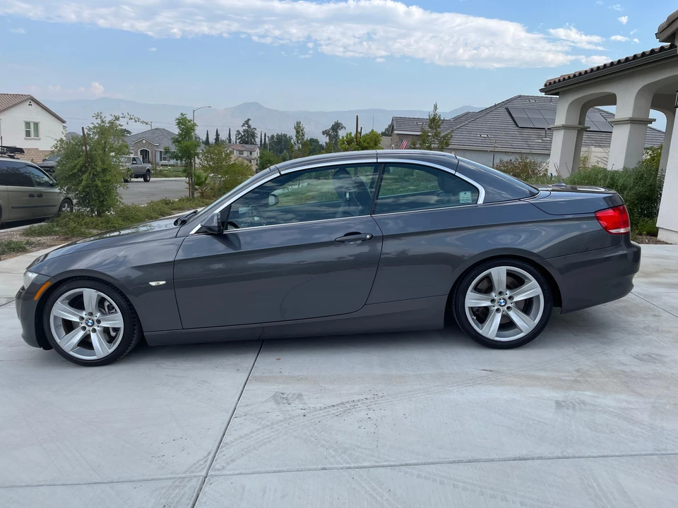2008 BMW E93 335i Convertible - Image 18 of 31