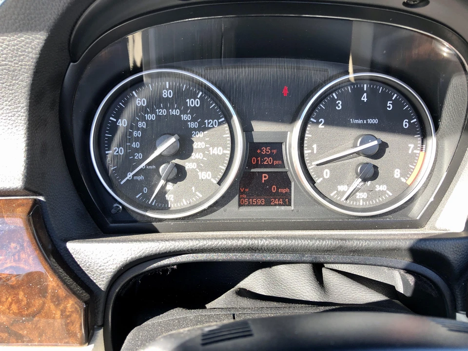 2008 BMW E93 335i Convertible - Image 27 of 31